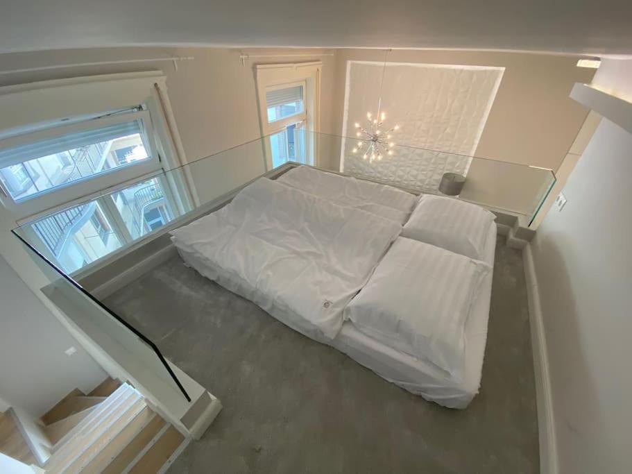 Stylish Apartment Near The River Budapest Exterior photo